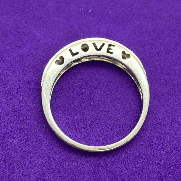 💛 10k White Gold Vintage Diamond Love Ring - Picture 2 of 5